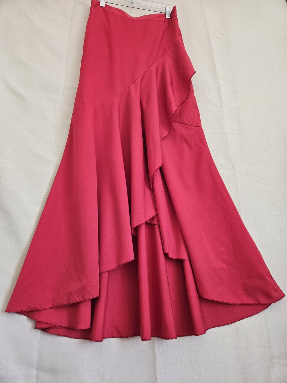 Flattering High-Low Ruffle Skirt in Red Size S - Picture 3 of 11